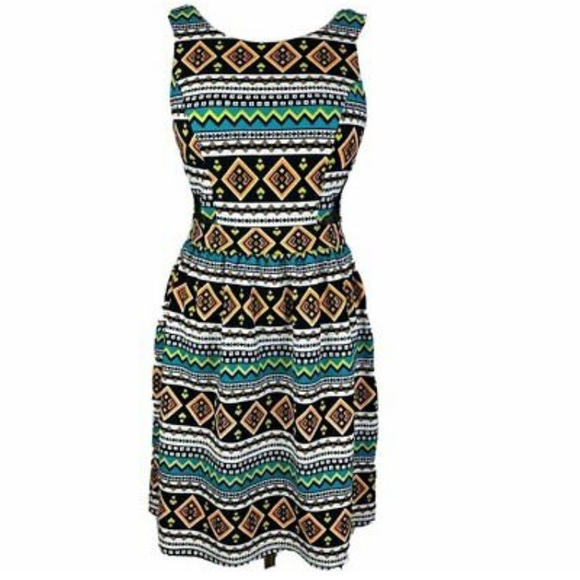Monteau Dresses & Skirts - Monteau Bright Aztec Side Cut Out Dress